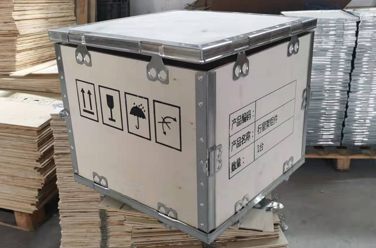 钢边箱里面如何包装更稳定